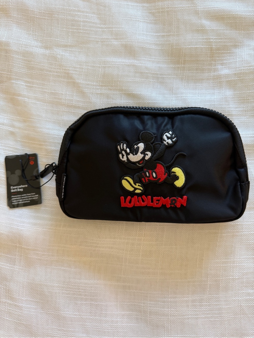NWT Disney x lululemon Everywhere Belt Bag 1L - Mickey in Motion Black